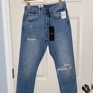 NEVER WORN 501 LEVIS!